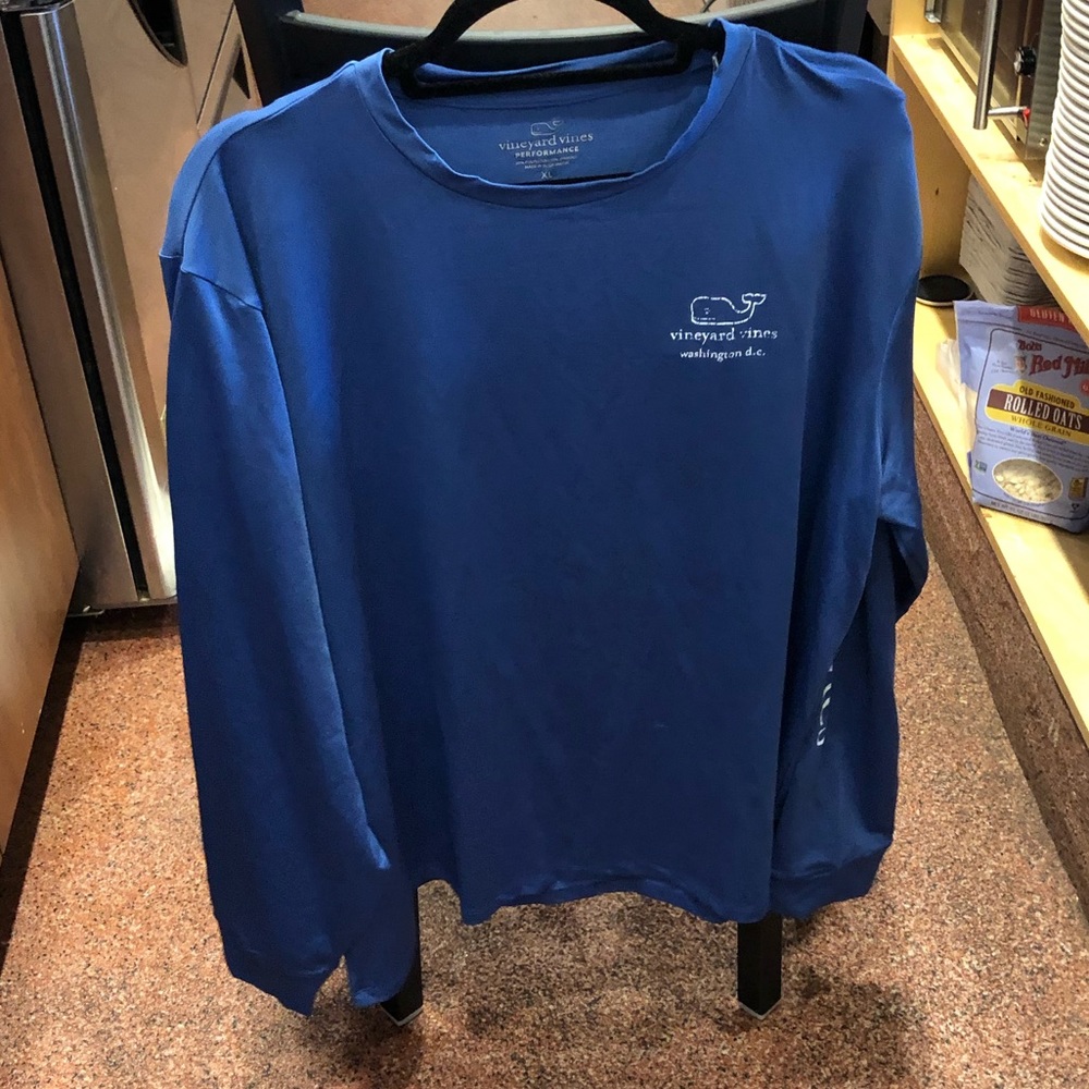 Vineyard vi es long sleeve T-shirt